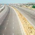 Parking a Broken Vehicle on Fast-Moving Ring Road Was Root Cause of Crash, Rules Madras High Court; Tata AIG's Appeal Dismissed